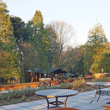 База отдыха Brockwood Hall Lodges