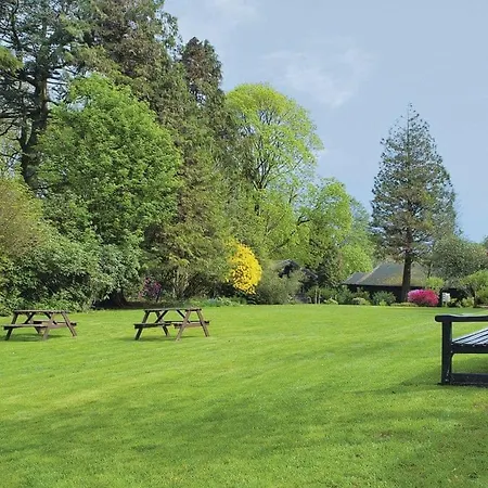 База отдыха Brockwood Hall Lodges