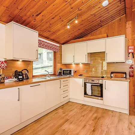 База отдыха Brockwood Hall Lodges